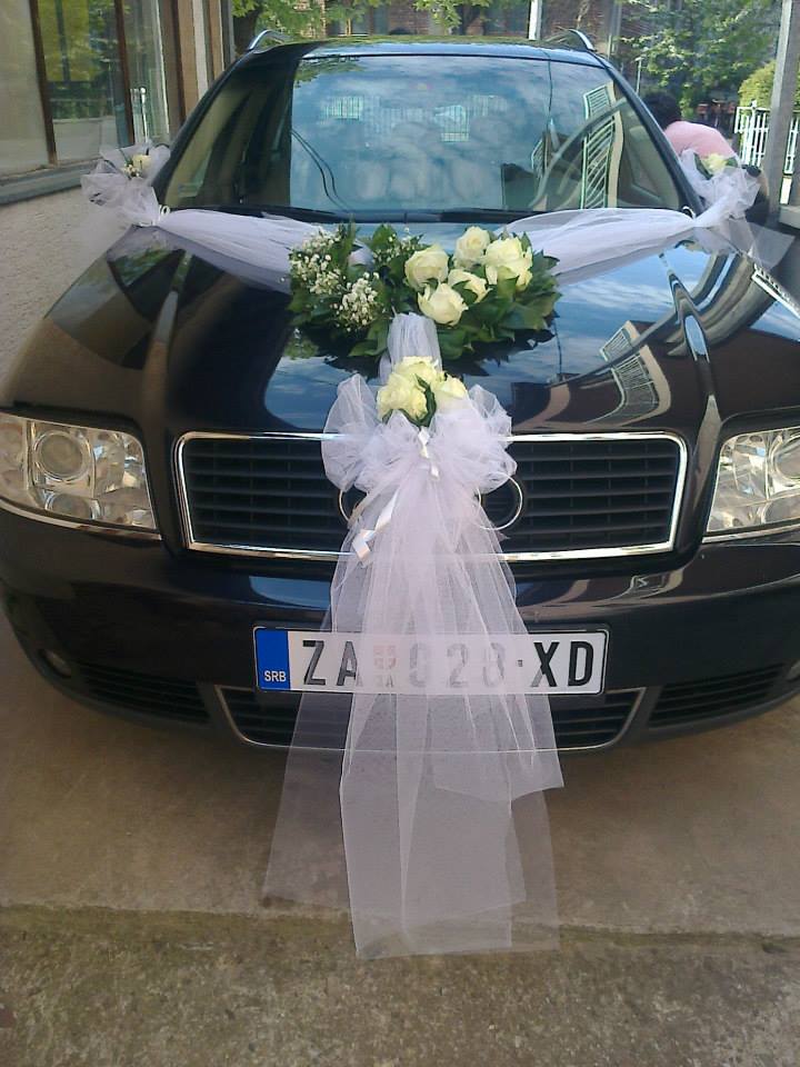 mašna za auto sa vencem