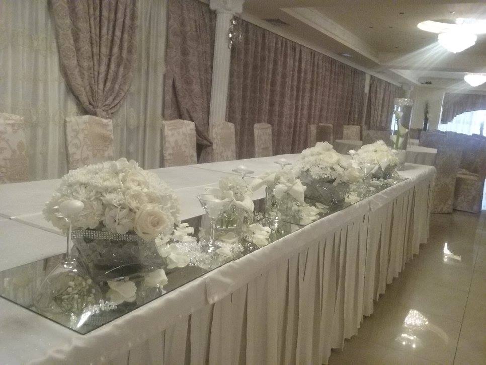 cvetni venac za ceo sto