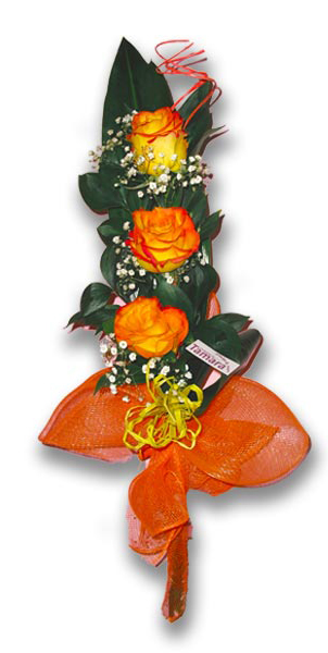 buket narandžastih ruža